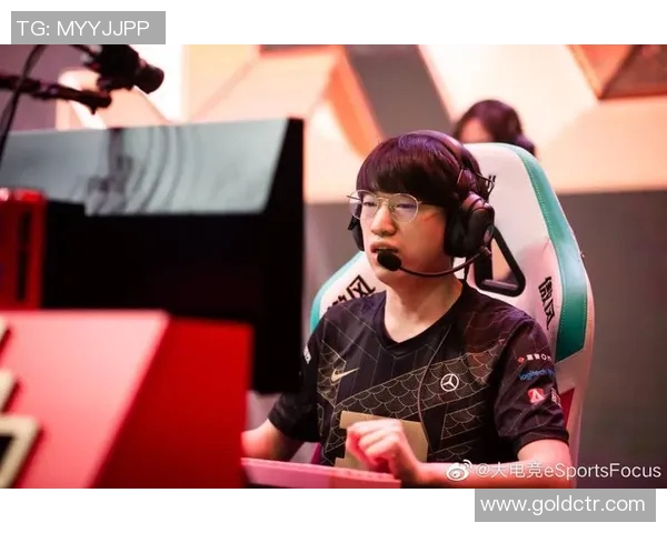 与周敏畅聊CSGO职业生涯及S15电竞赛事的精彩瞬间